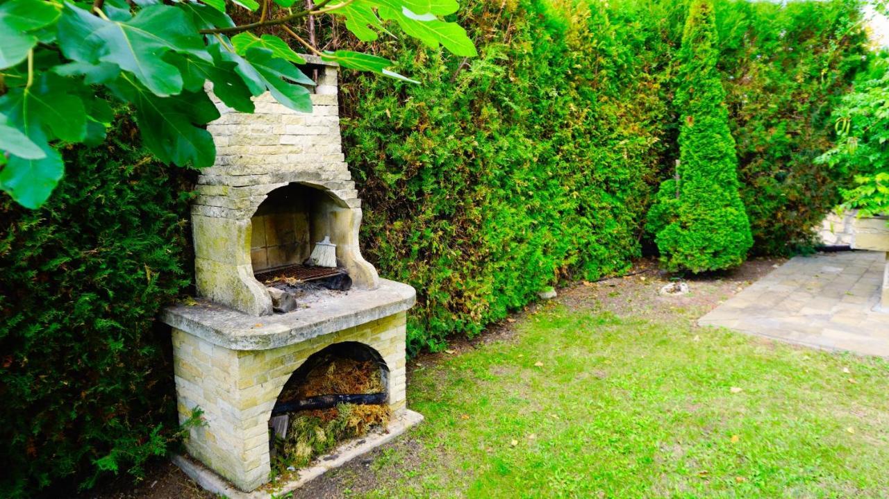 Вила Афина - Villa Afina Balchik Bagian luar foto