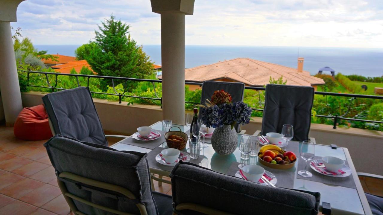 Вила Афина - Villa Afina Balchik Bagian luar foto
