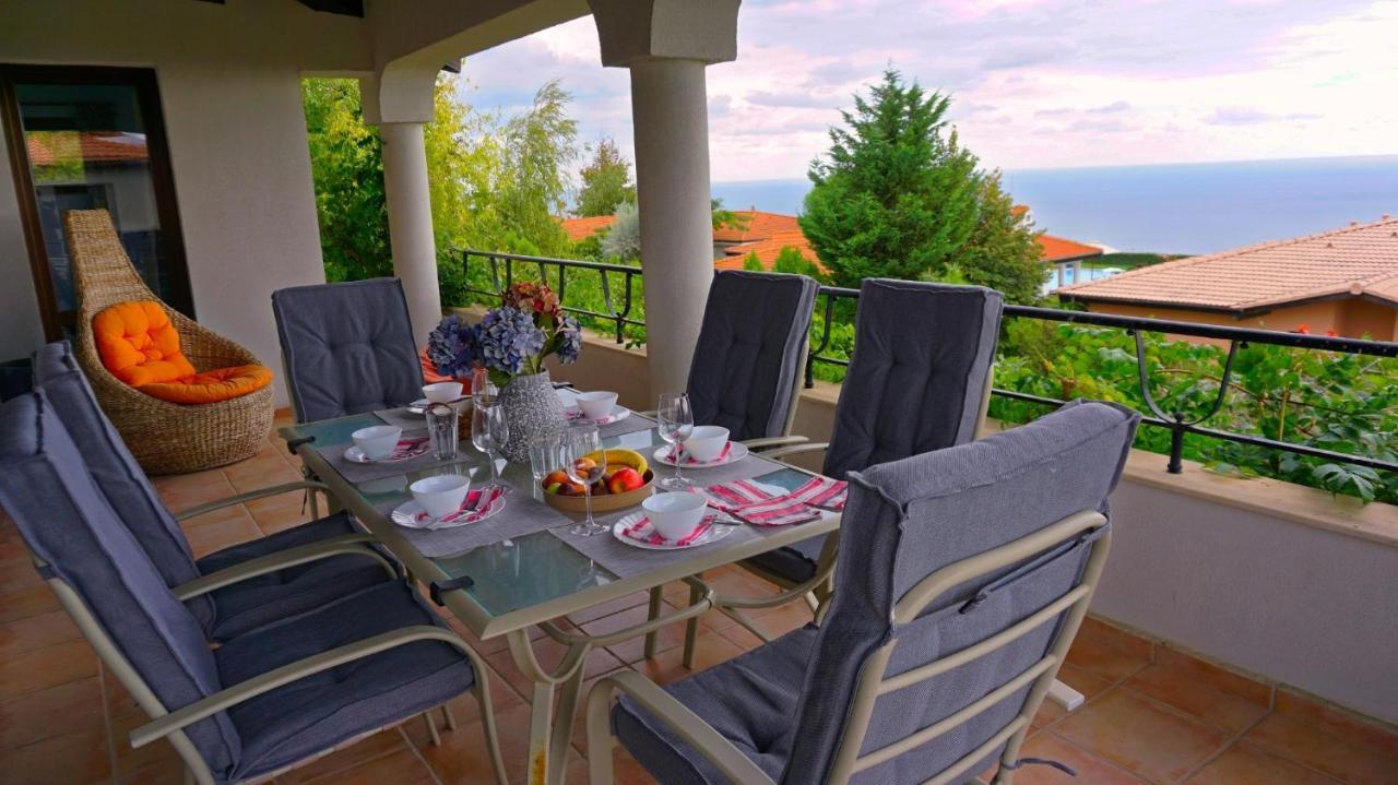 Вила Афина - Villa Afina Balchik Bagian luar foto