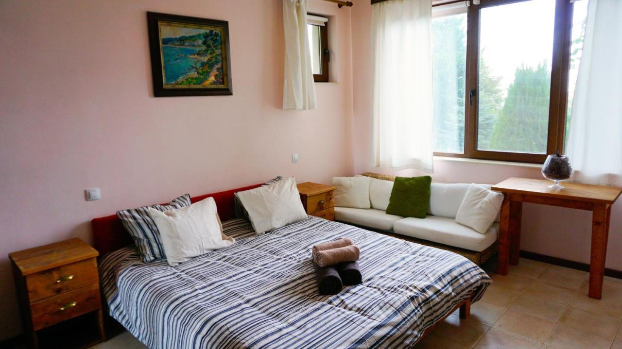 Вила Афина - Villa Afina Balchik Bagian luar foto