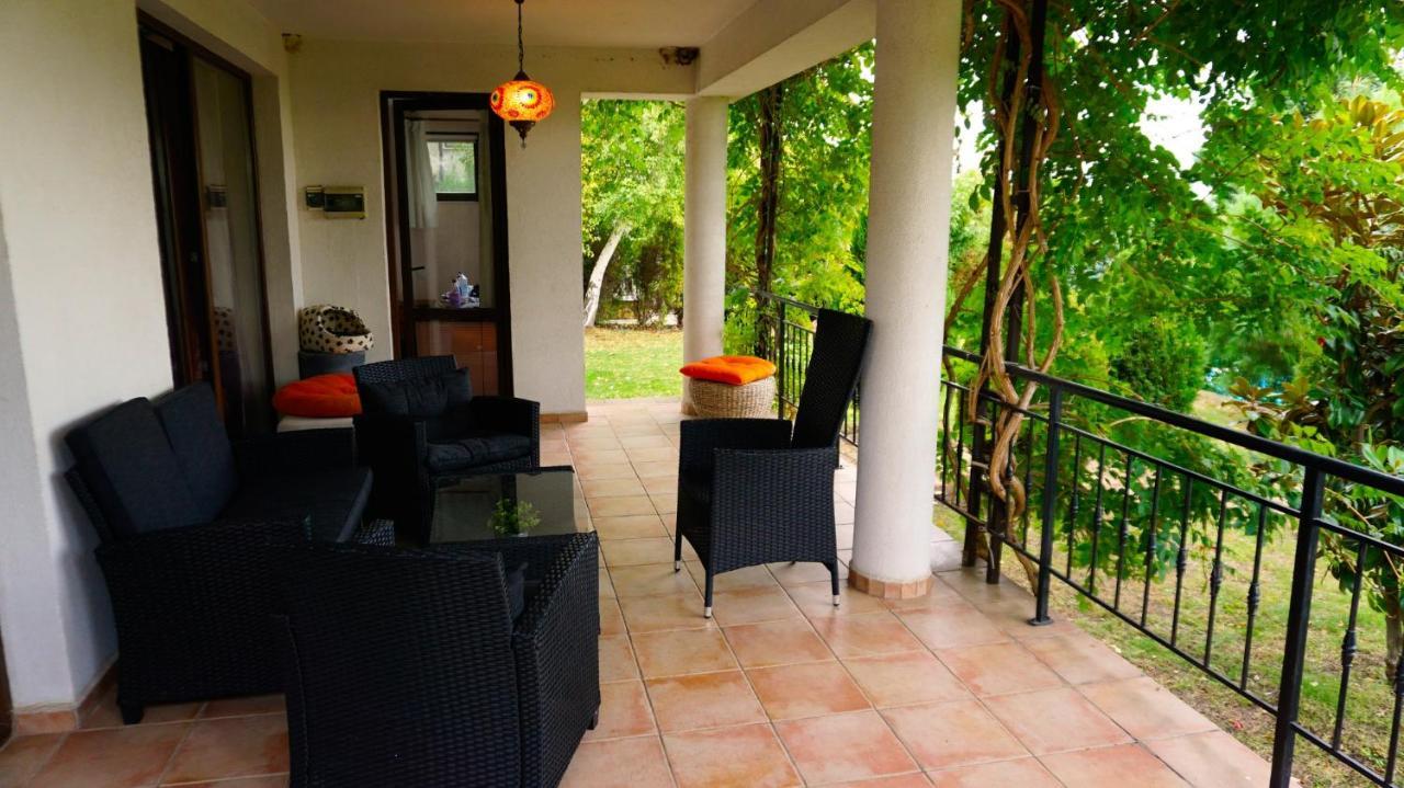 Вила Афина - Villa Afina Balchik Bagian luar foto